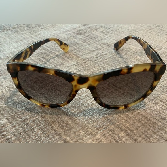 MIU MIU Sunglasses - Picture 2 of 7
